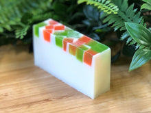 Load image into Gallery viewer, Melon &amp; Jasmine - Soap Bar 110g