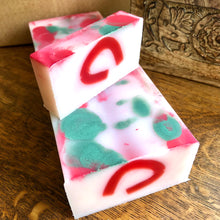 Load image into Gallery viewer, Dragon&#39;s Spell - Théo’s Planet Soap Bar 110g